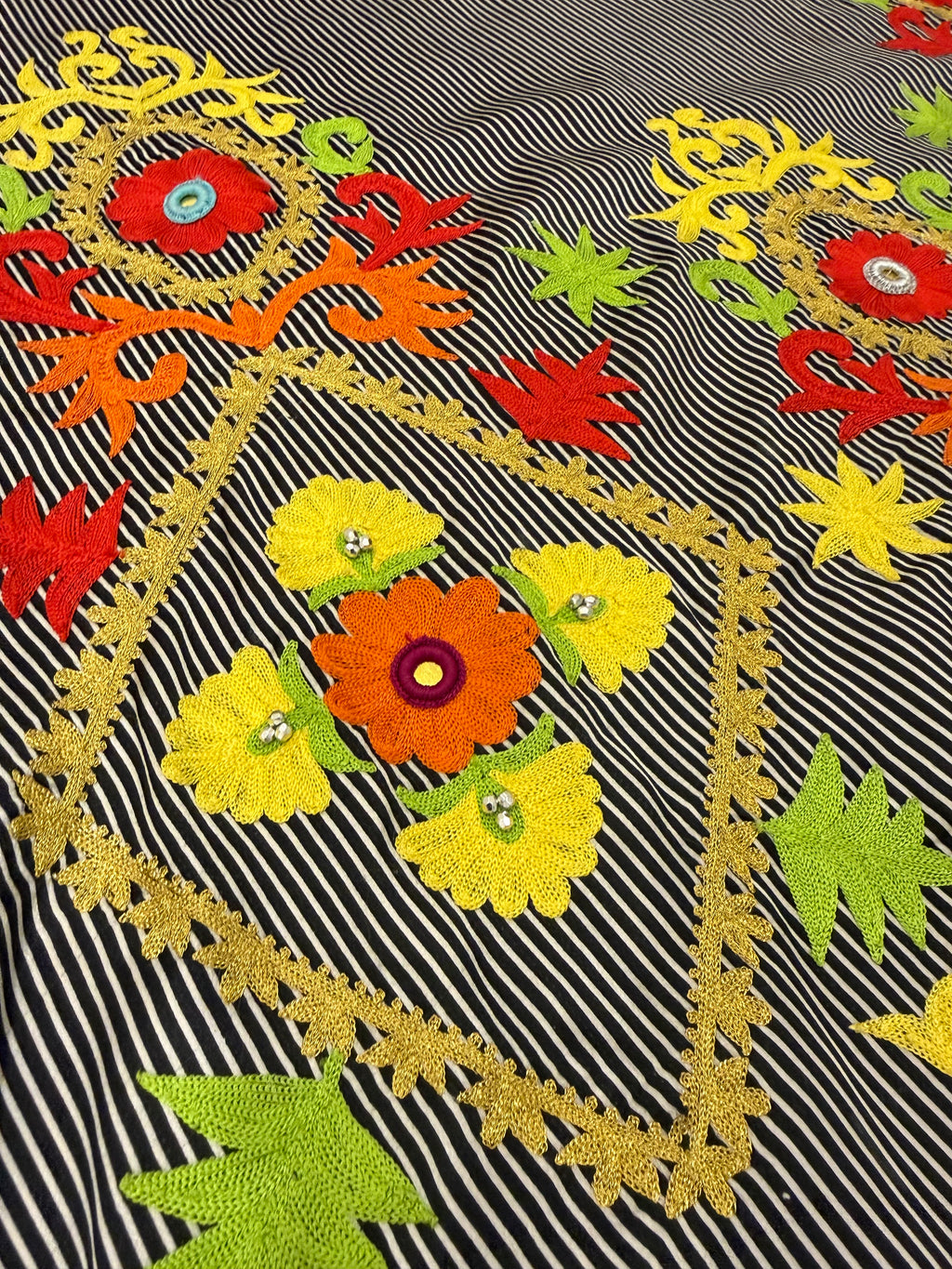 Embroidered Silk Feel Jalabiya LC 030