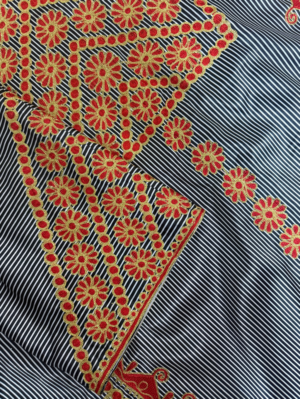 Embroidered Silk Feel Jalabiya LC 026