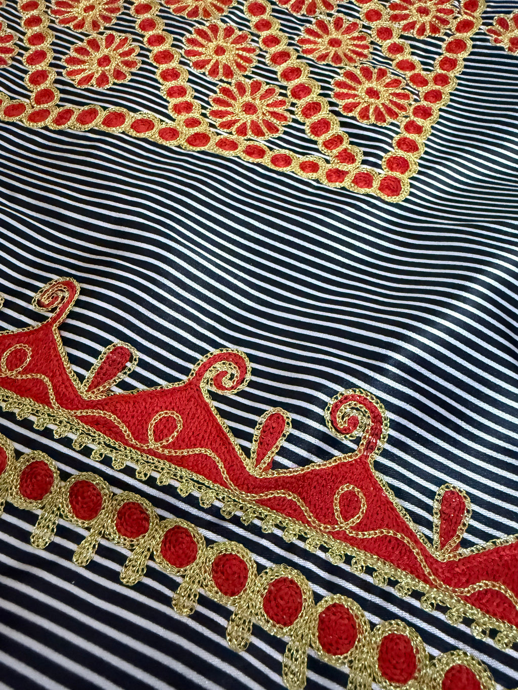 Embroidered Silk Feel Jalabiya LC 026