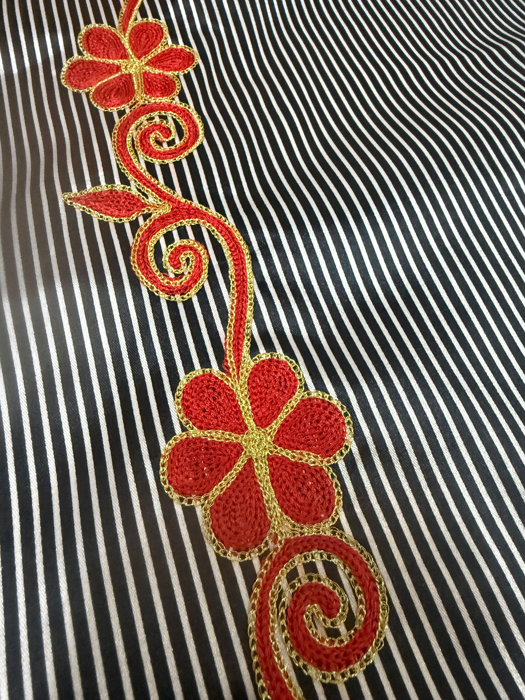 Embroidered Silk Feel Jalabiya LC 012